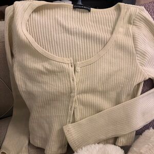 Brandy Melville Cream Ribbed Button-Up Cropped long sleeve